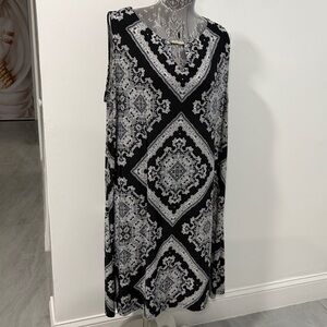 Haani Black and White Asymmetrical Sleeveless Dress